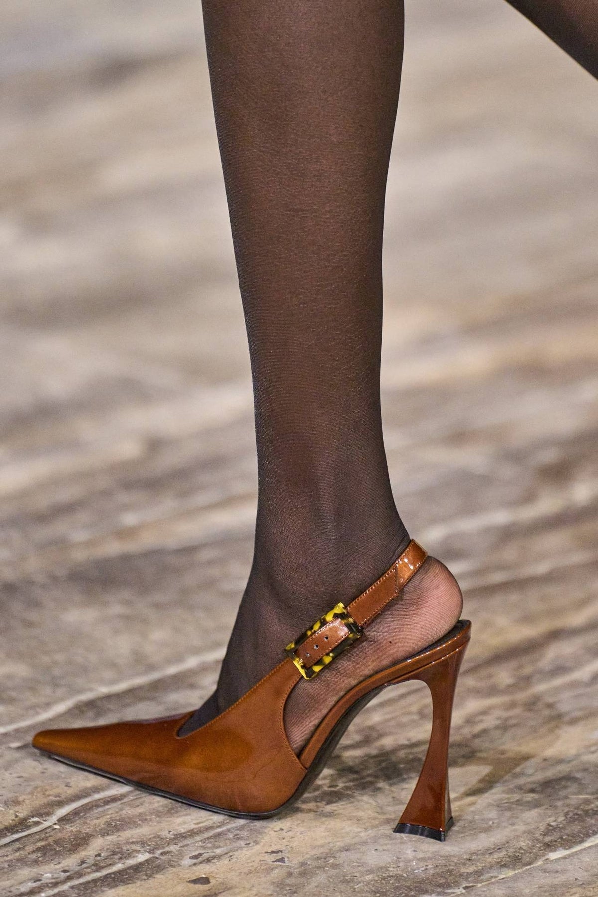 Lacquer Leather Shoes