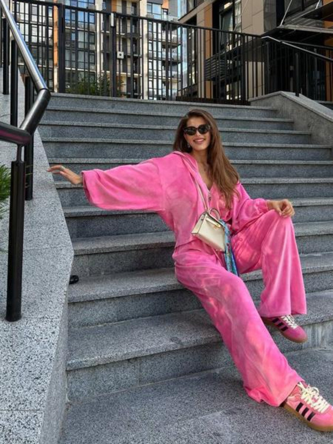 BELLA trendsi hooded jacket and pants set featuring a stylish hooded top and matching pants for a casual, trendy look.
