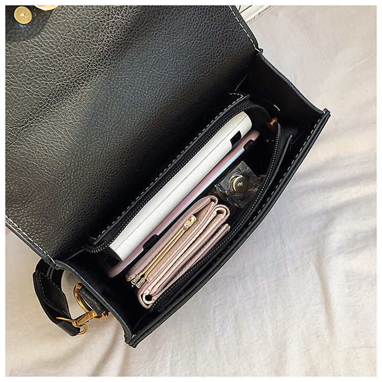 Lion Head Crossbody Bag
