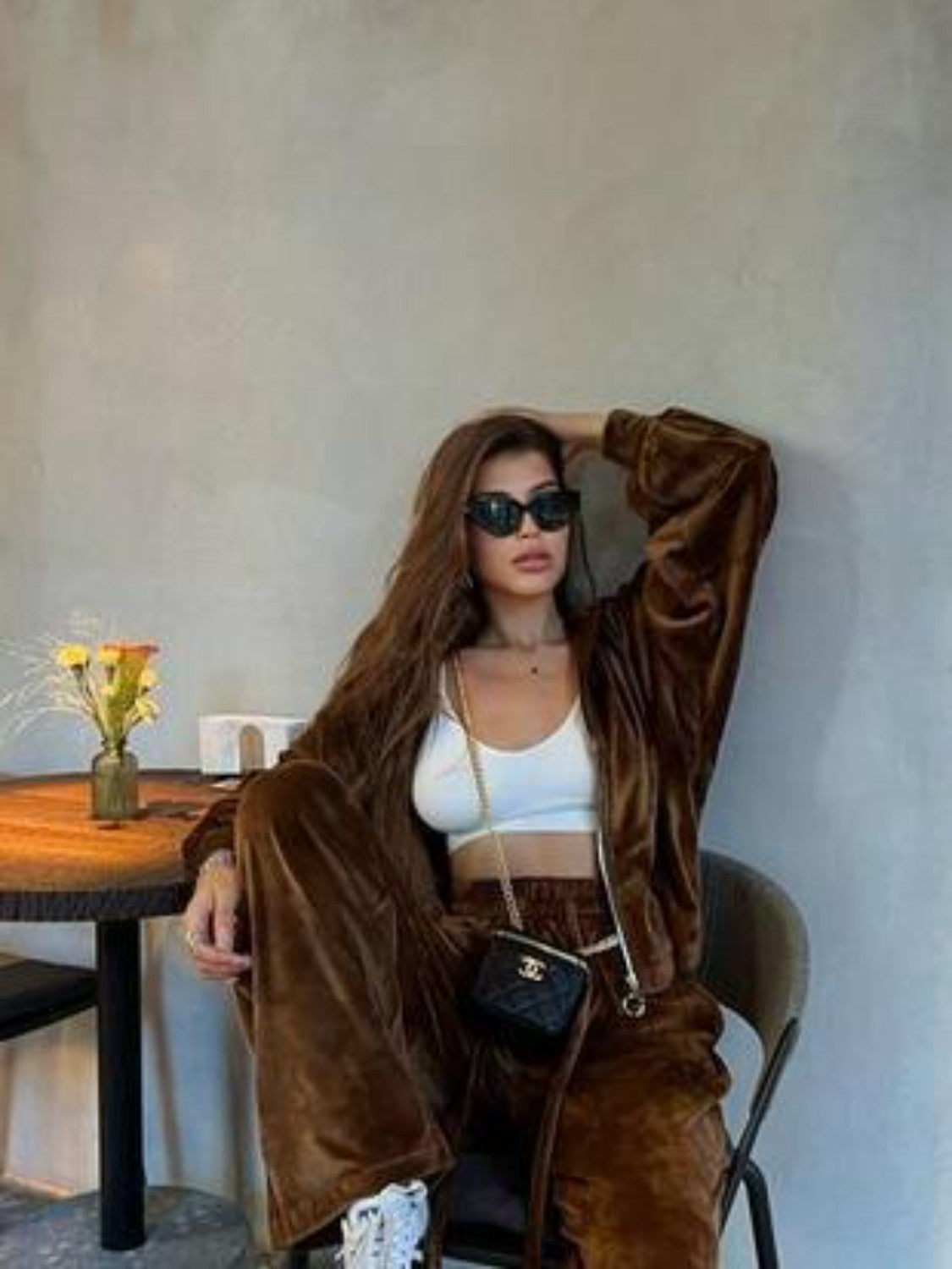 BELLA trendsi hooded jacket and pants set in matching fabric, stylish and comfortable for casual wear.