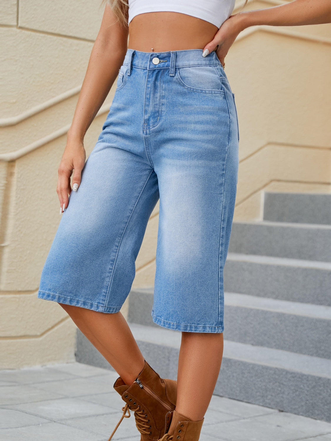 BELLA high waist denim shorts with front and back pockets, stylish and fitted for a trendy summer look