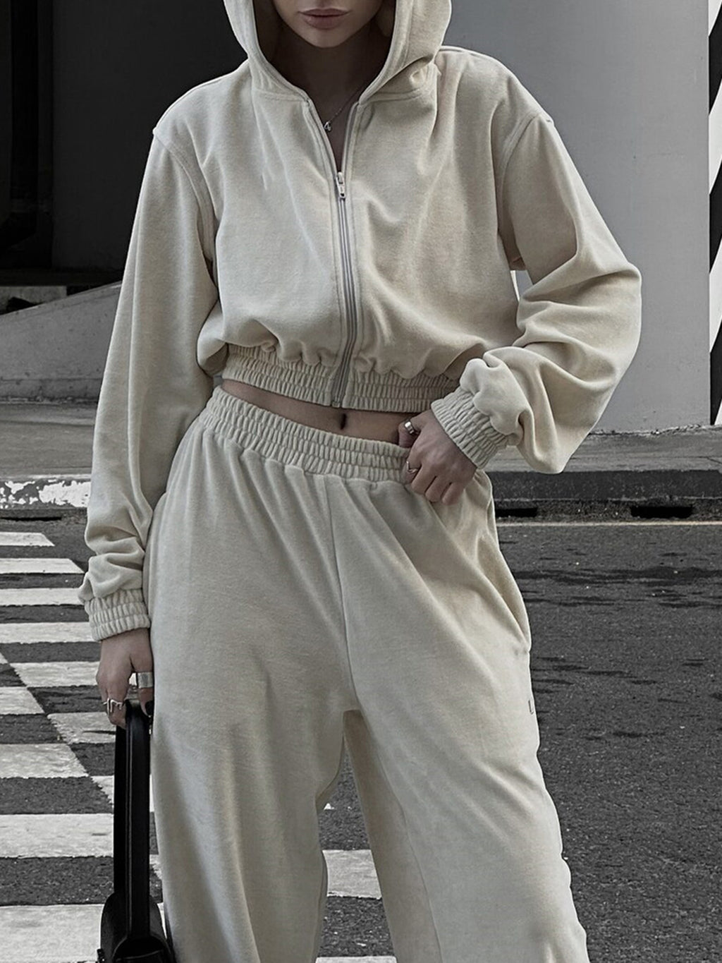BELLA BLA zip-up hoodie and pocketed pants set with casual fit, featuring a soft fabric and relaxed style.