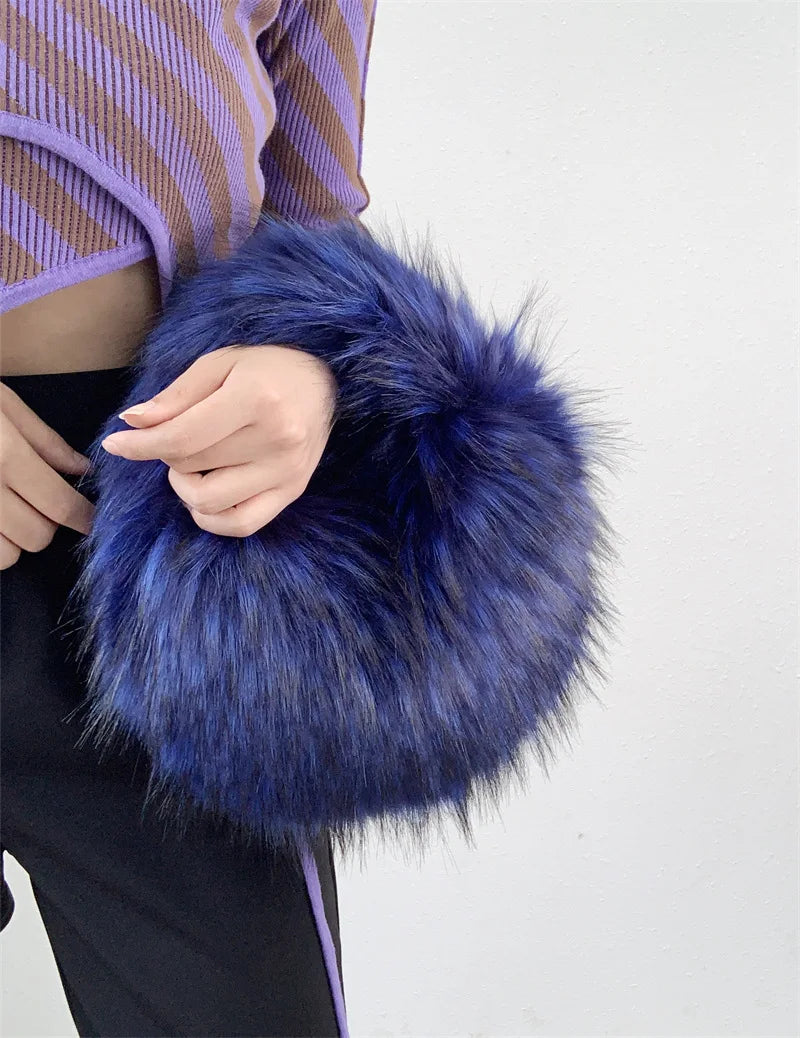 Round Fluffy Clutch
