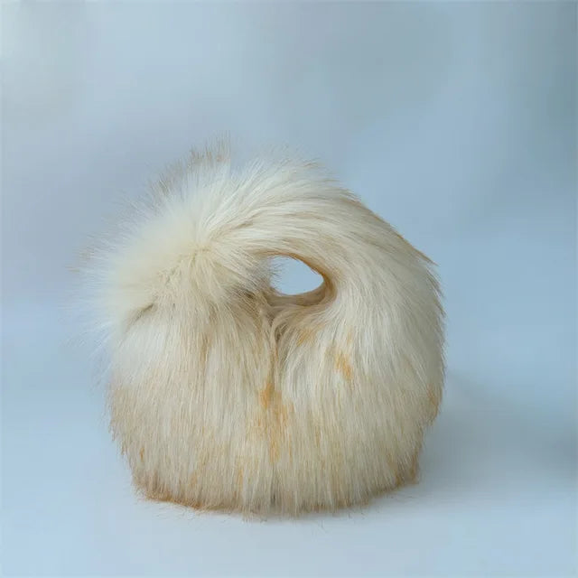 Round Fluffy Clutch