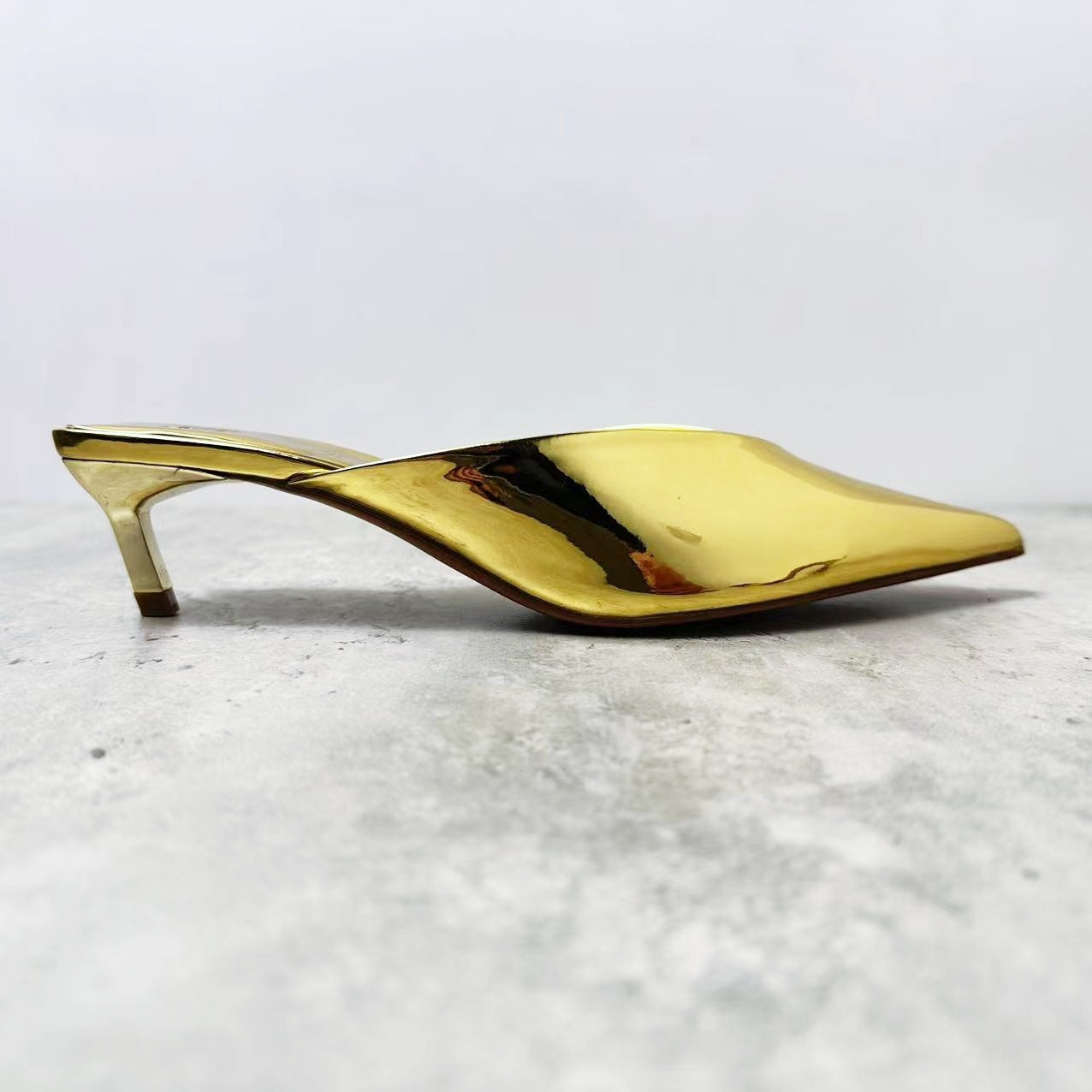 Golden metallic Slides