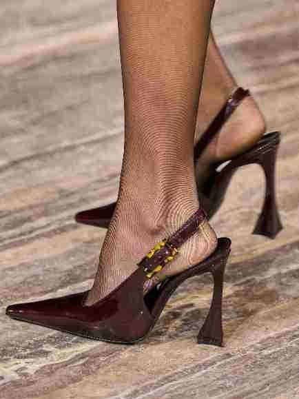 Lacquer Leather Shoes