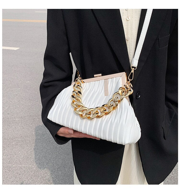 Thick Chain Crossbody Bag