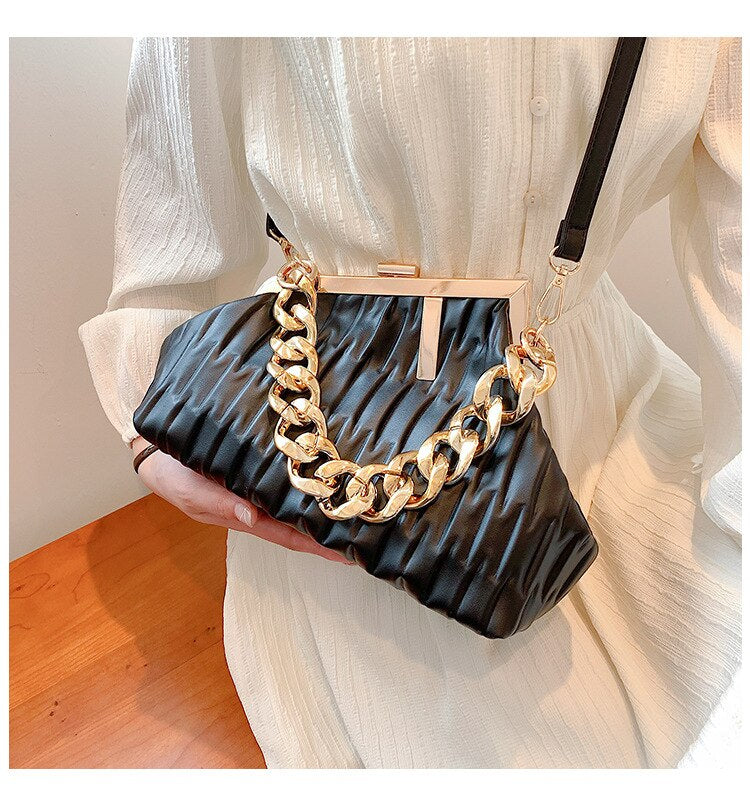 Thick Chain Crossbody Bag