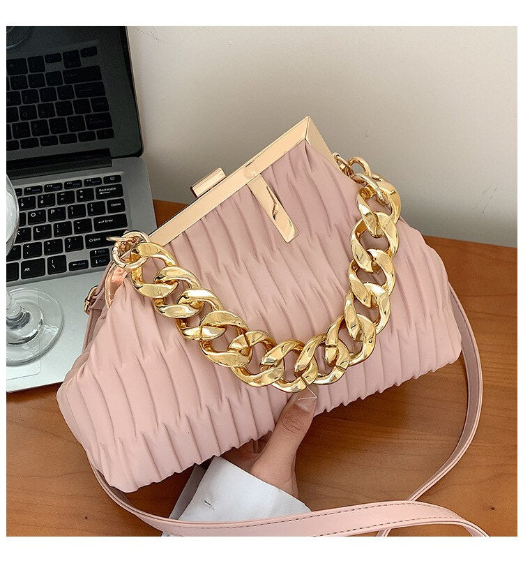 Thick Chain Crossbody Bag