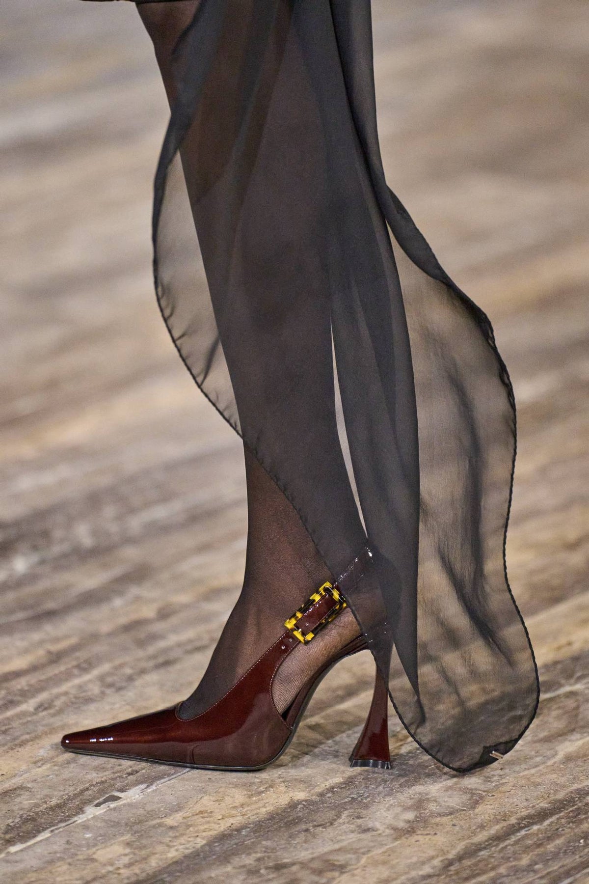 Lacquer Leather Shoes
