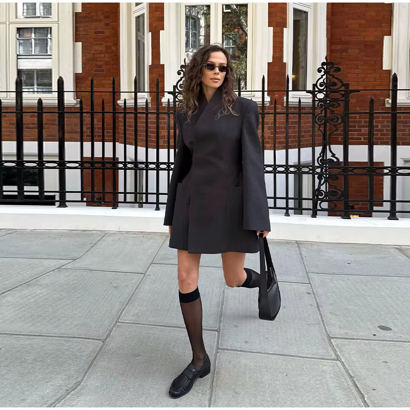 Elegant Waisted V-Neck Coat