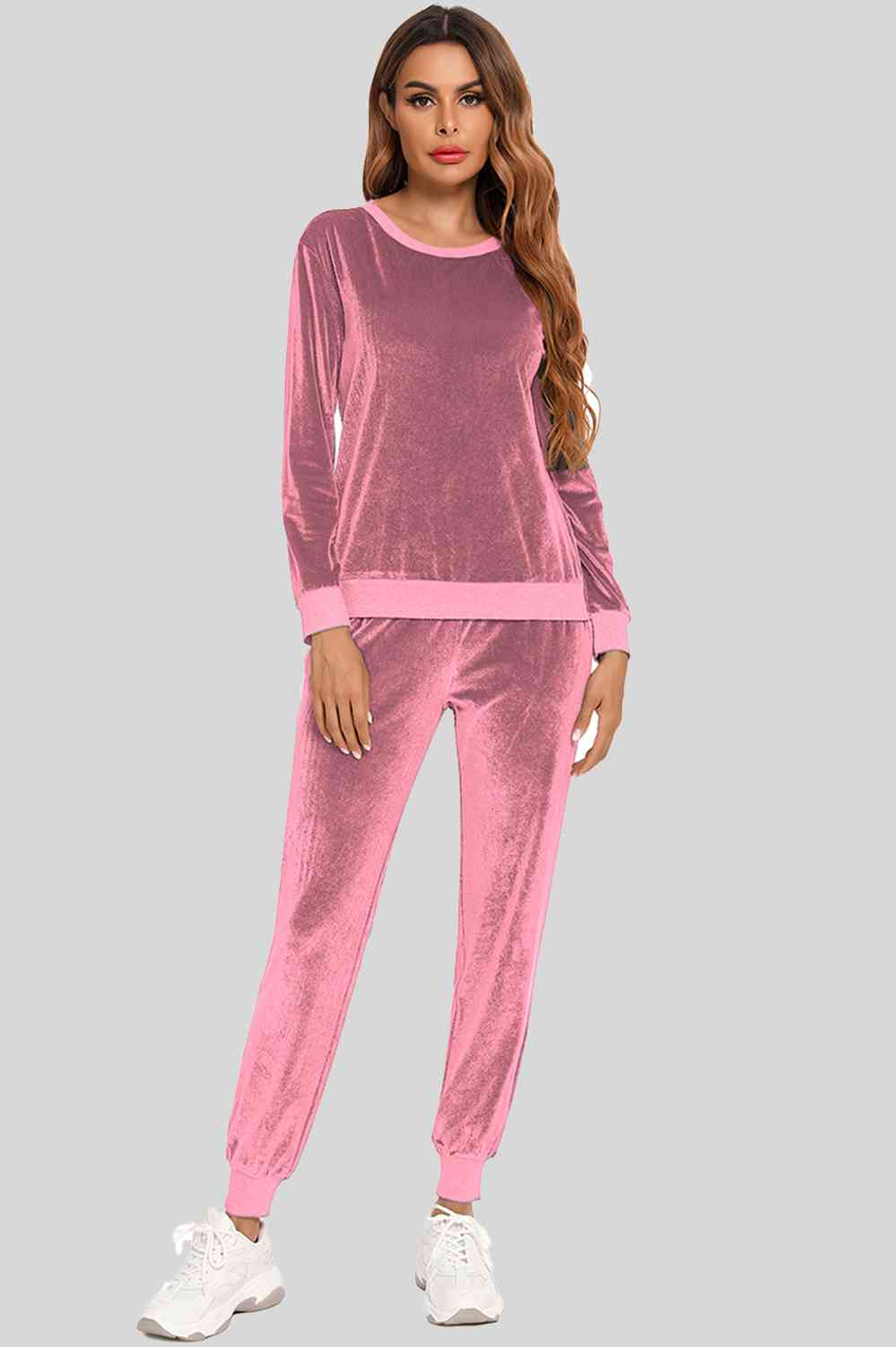 BELLA round neck long sleeve loungewear set with pockets, soft fabric, and comfortable fit for relaxing at home.