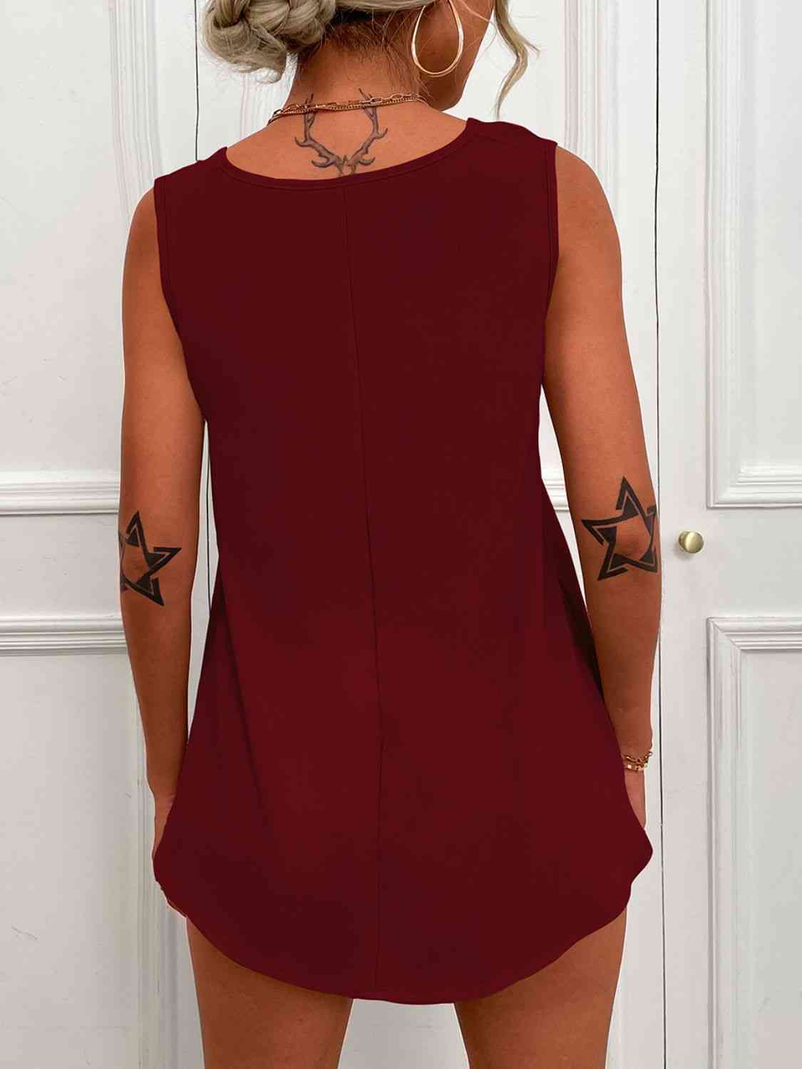 BELLA V-neck curved hem tunic tank top, trendy sleeveless blouse with relaxed fit and stylish curved hem detail.