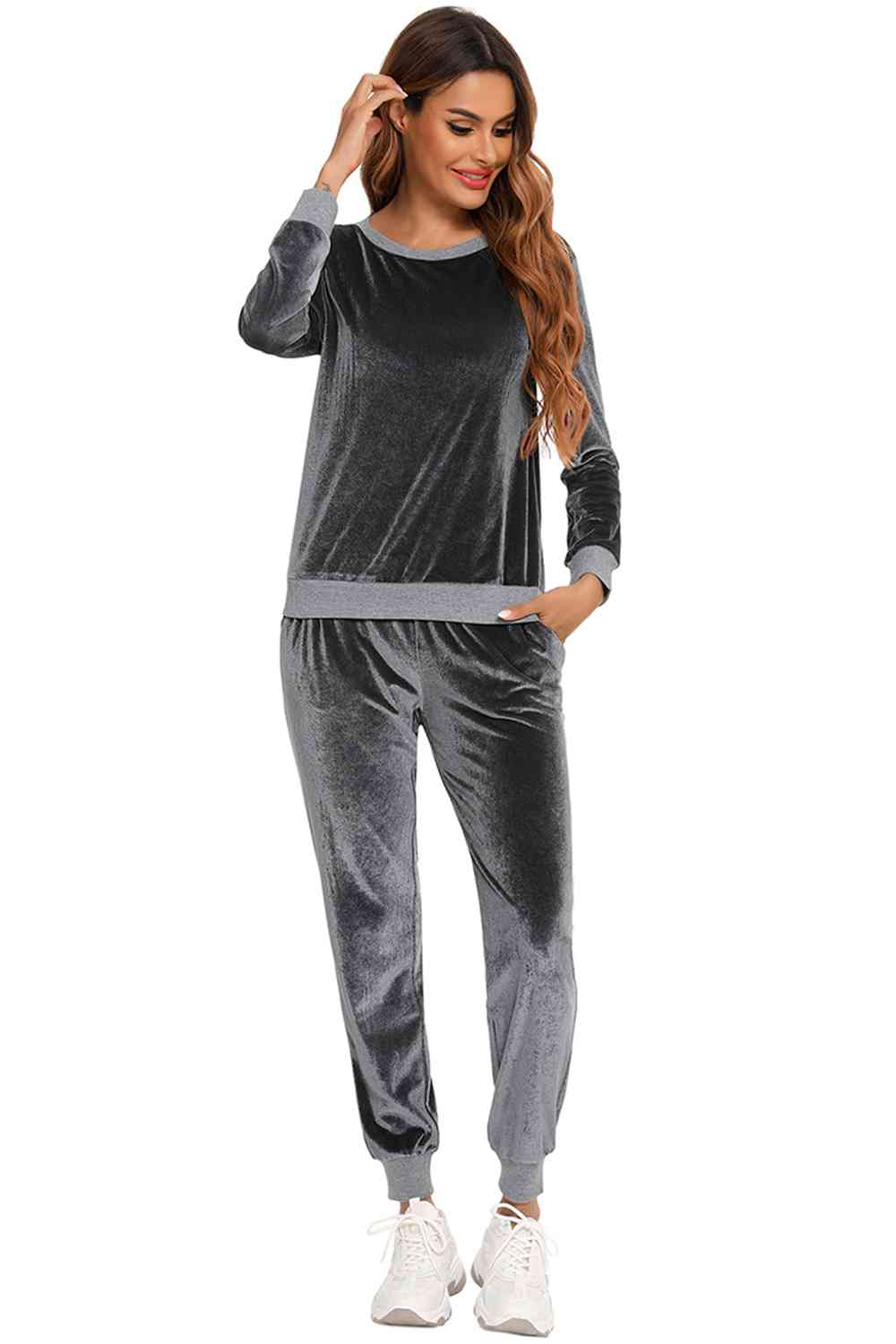 BELLA round neck long sleeve loungewear set with pockets, soft and comfortable lounge wear for relaxing at home.